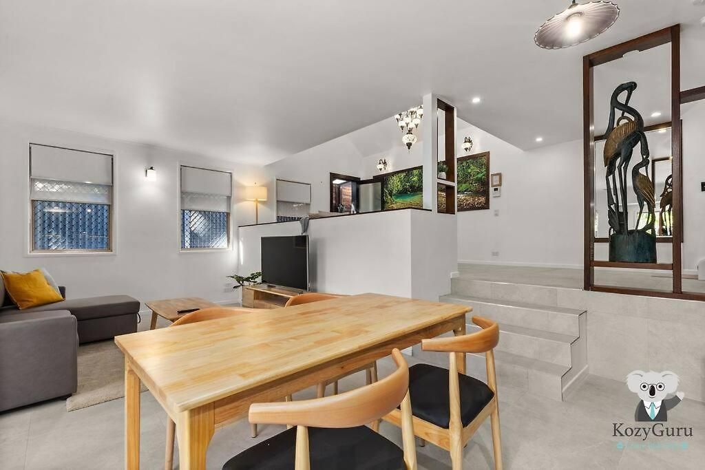Kozyguru | Spring Hill | Cosy 1 Bed1bath Holiday home *