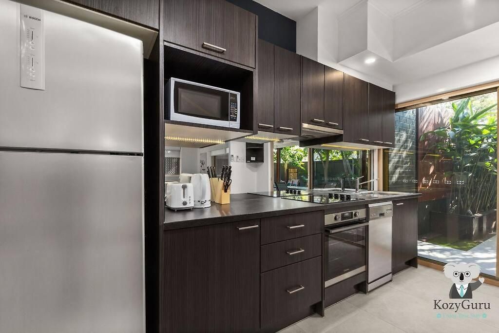 Kozyguru | Spring Hill | Cosy 1 Bed1bath Brisbane