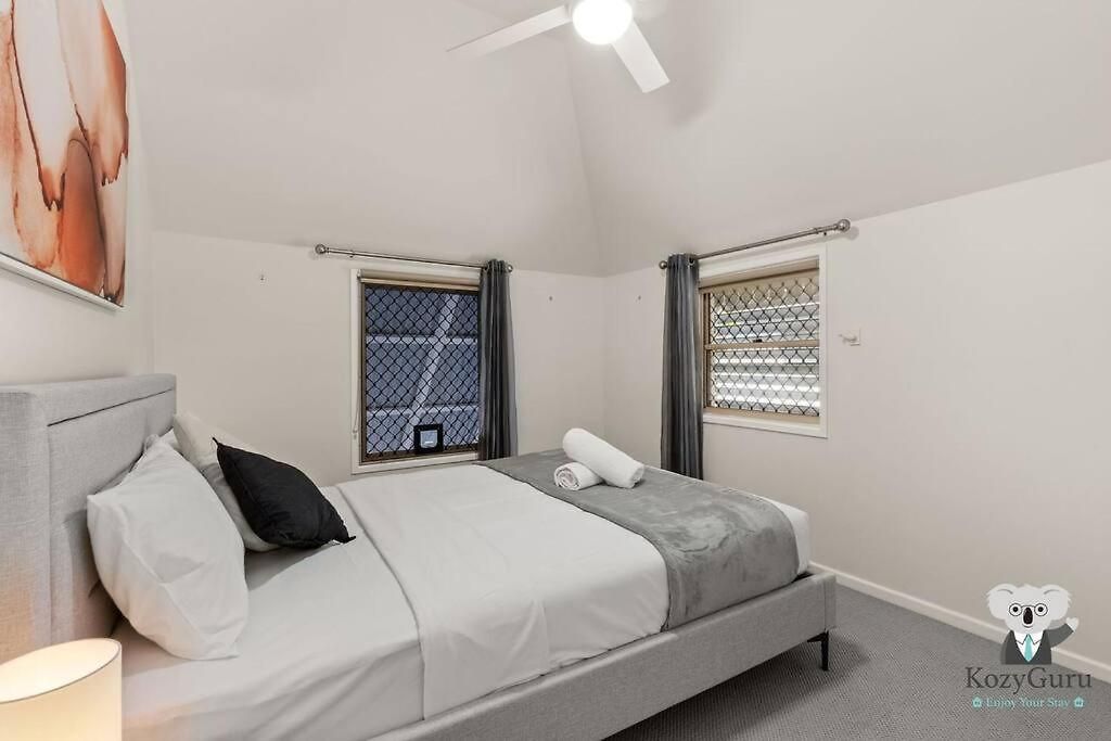 Kozyguru | Spring Hill | 2 Bed 2.5 Bath Brisbane