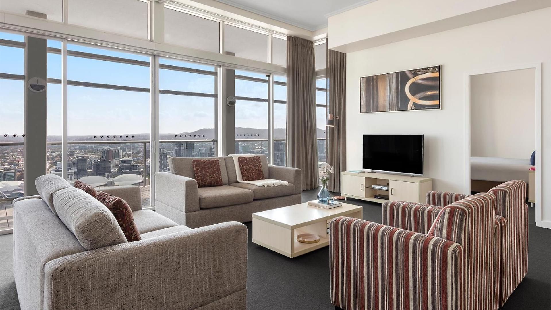 Aparthotel Oaks Casino Tower 4*