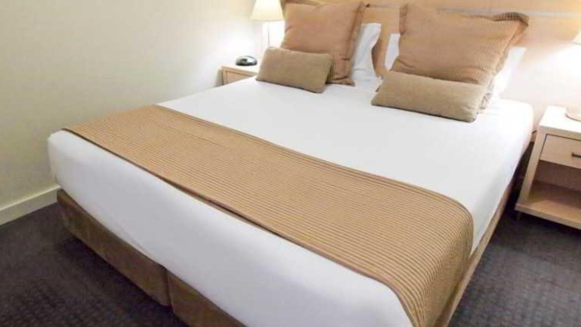 Aparthotel Oaks Casino Tower 4*