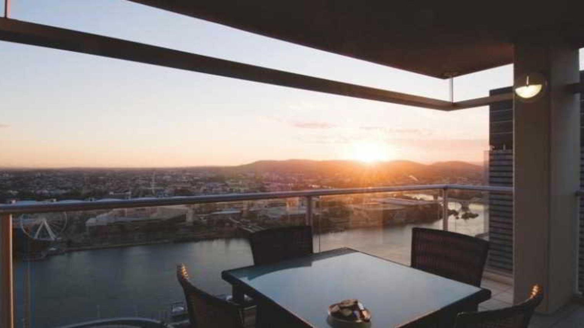 Aparthotel Oaks Casino Tower 4*
