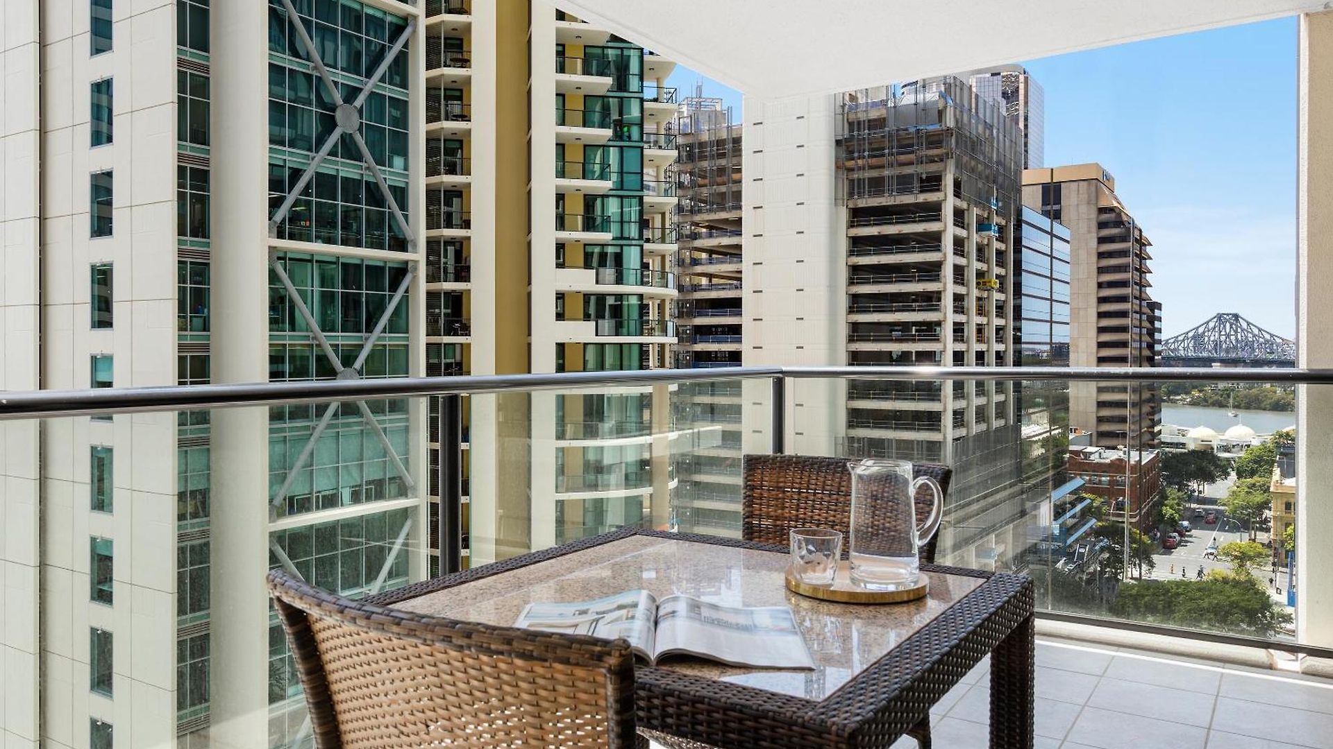Oaks River 4* Brisbane
