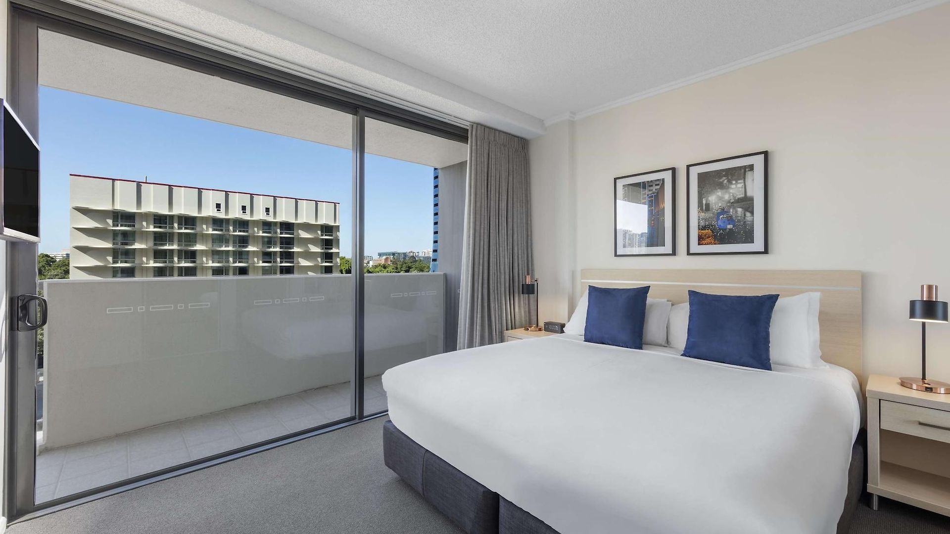 Aparthotel Oaks On Margaret 4*