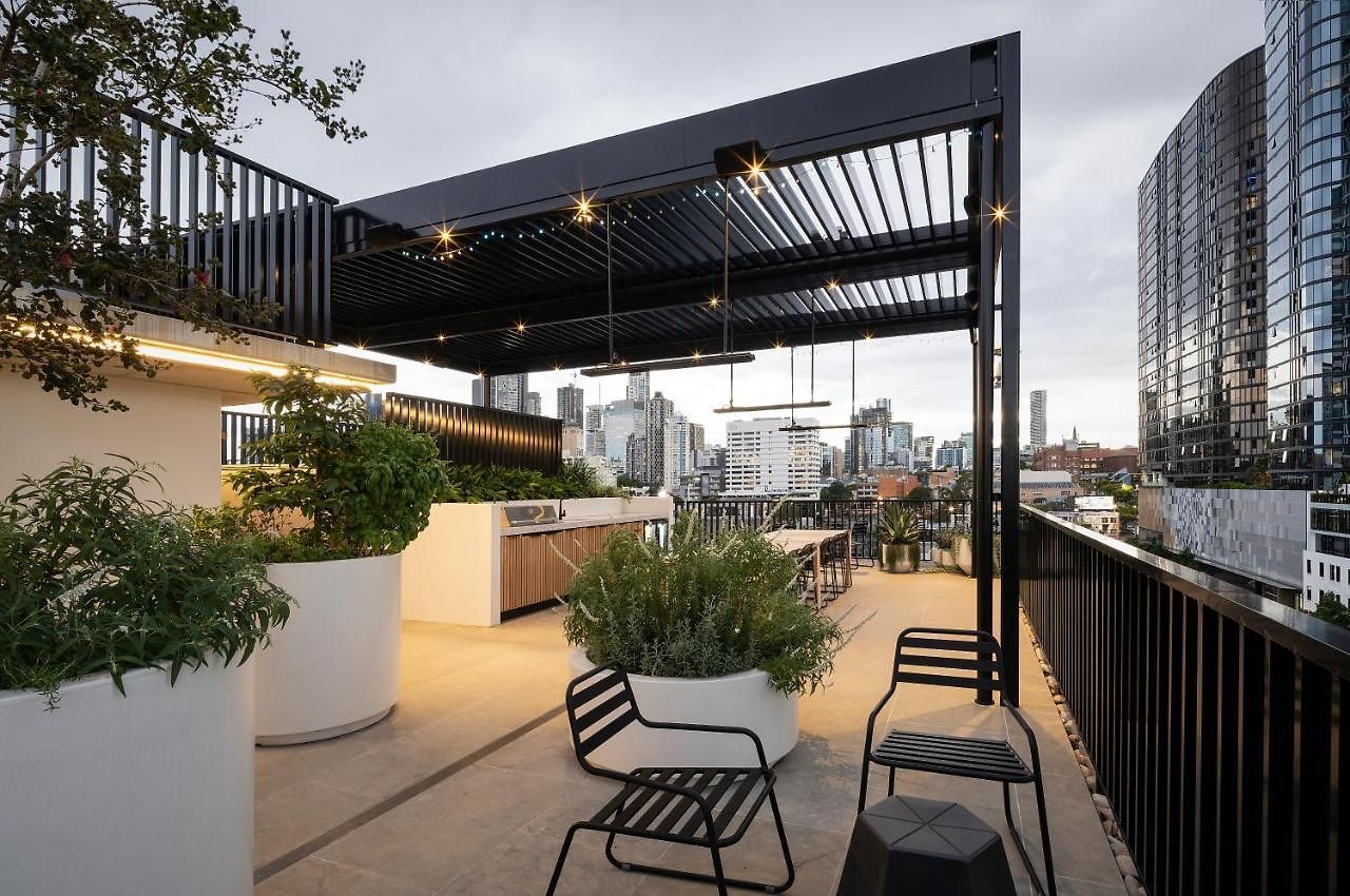 Alfred & Turner Apartments, Luxury 2 Bedroom In The Heart Of The Valley Apartment