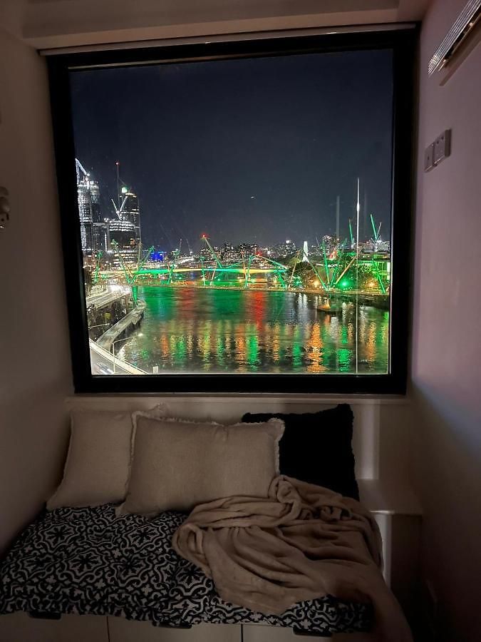 Riverside Retreat Apartment *