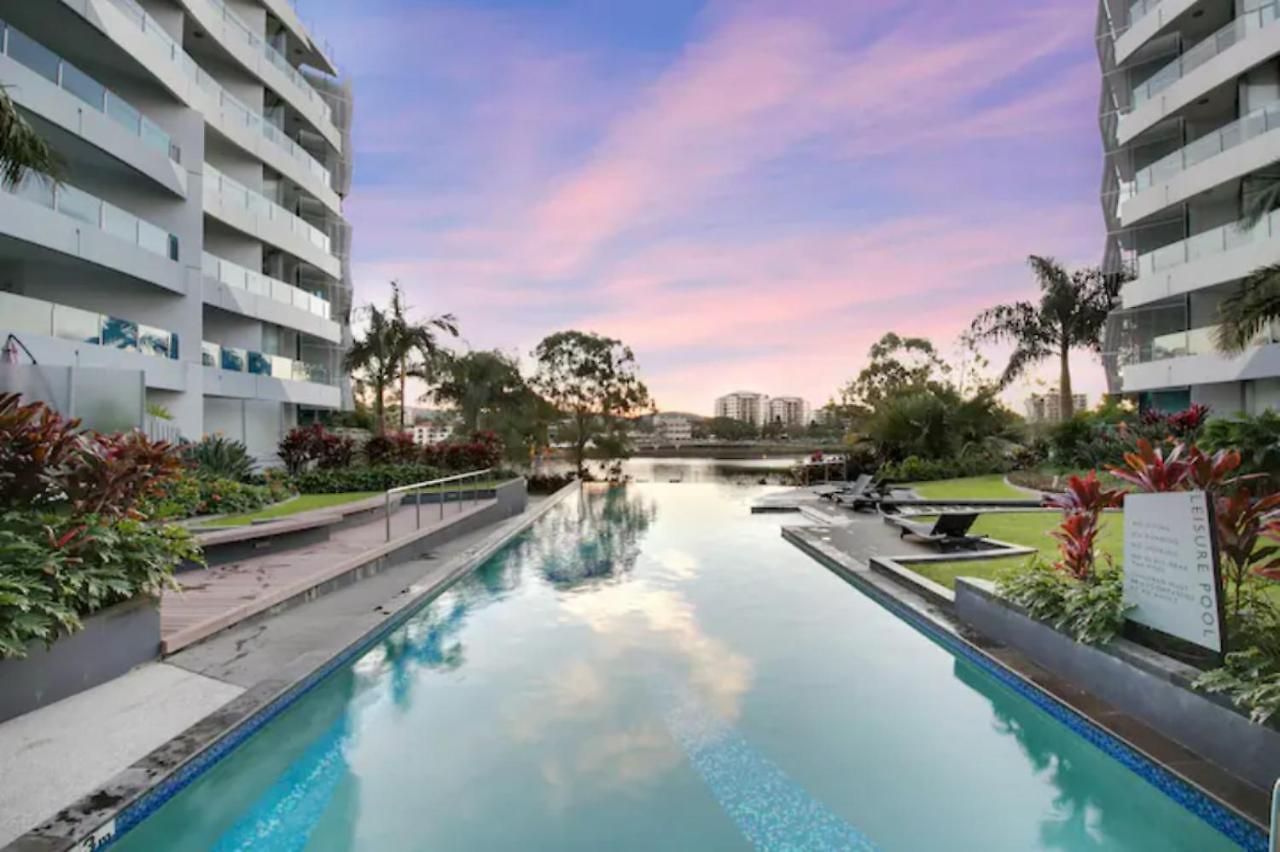 Apartment Stunning Waterfront Penthouse 3 Or 4 Bedrooms Brisbane