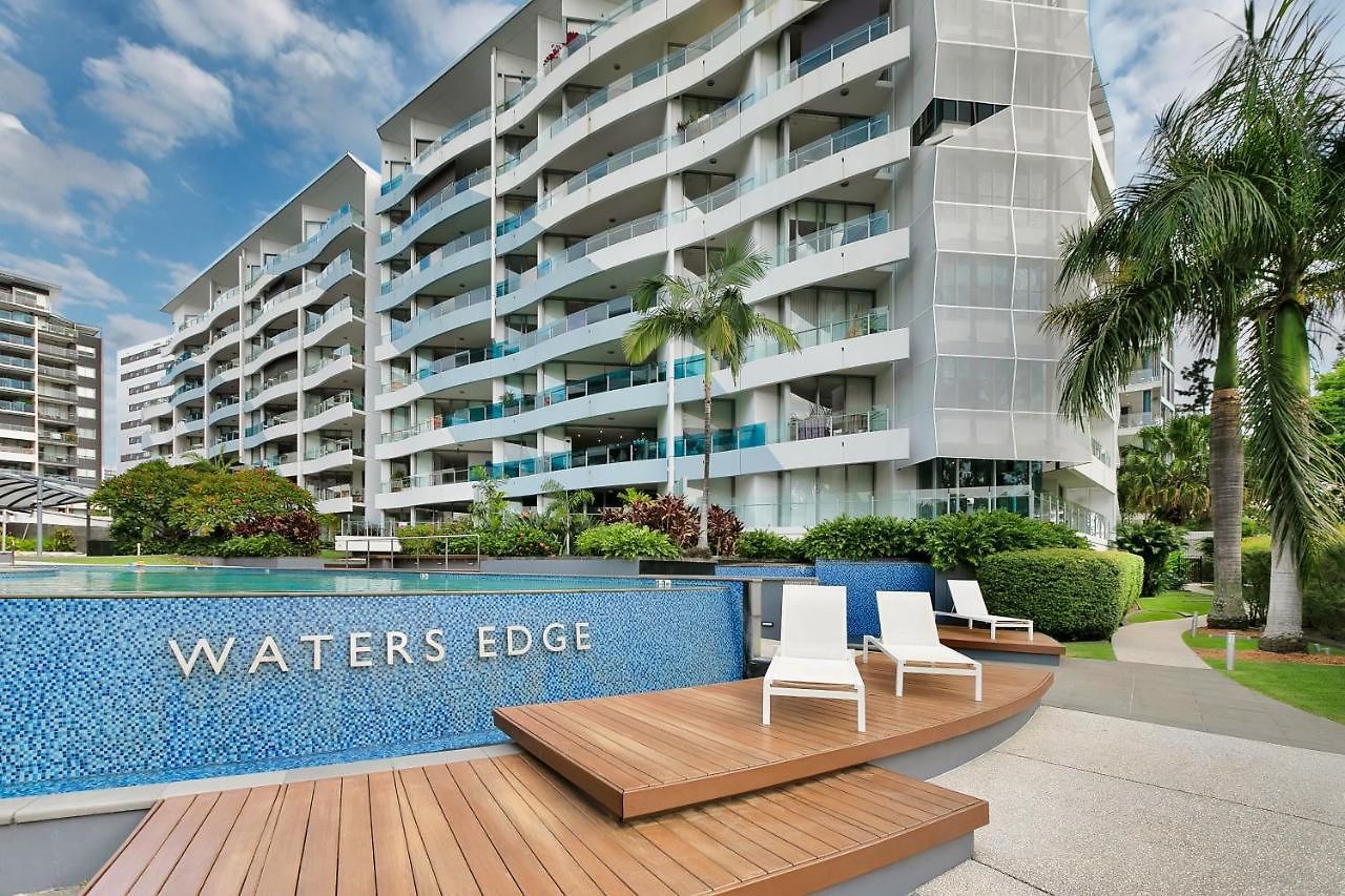 Stunning Waterfront Penthouse 3 Or 4 Bedrooms Apartment