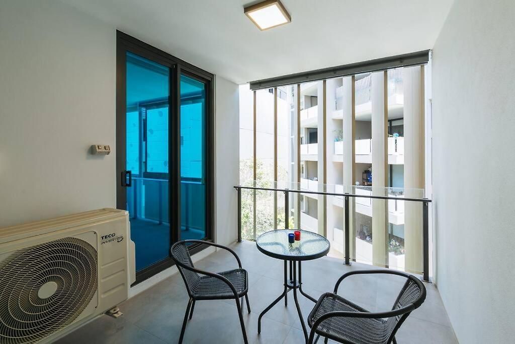 South Epicentre - 1 Bedroom Apartment *