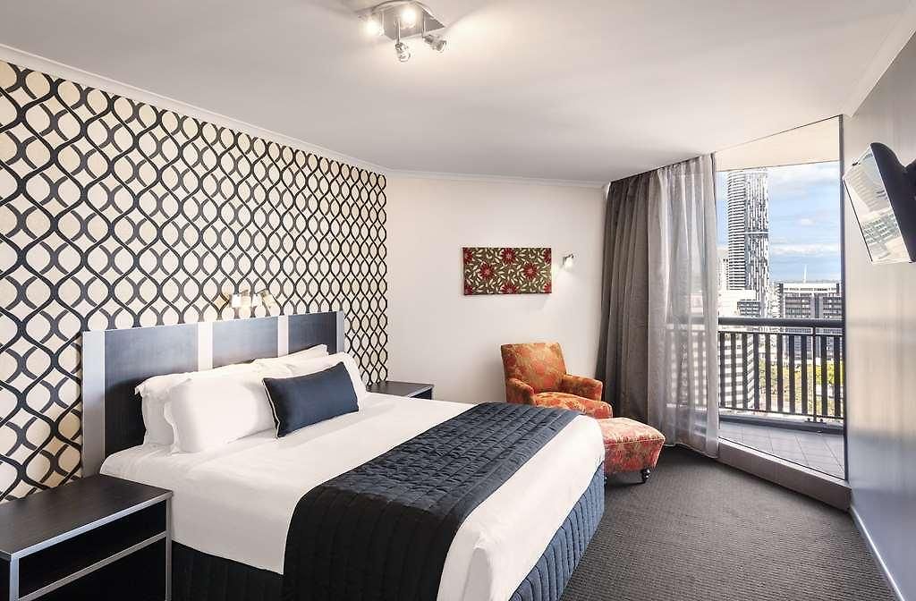 Grand Chancellor Hotel *