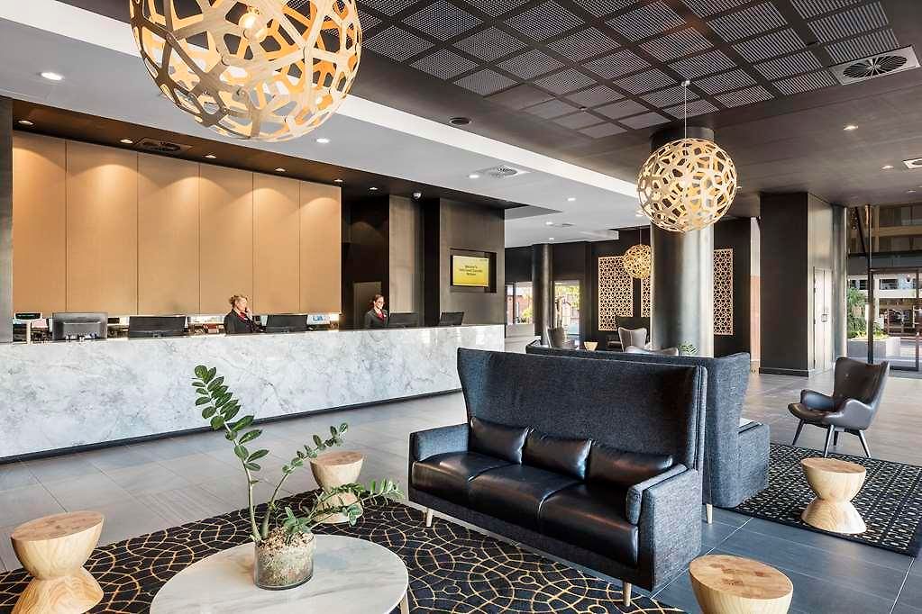 Grand Chancellor Hotel *