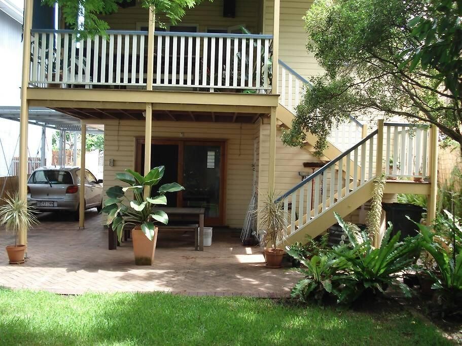 Cool Flat - 2 Bed & Office *
