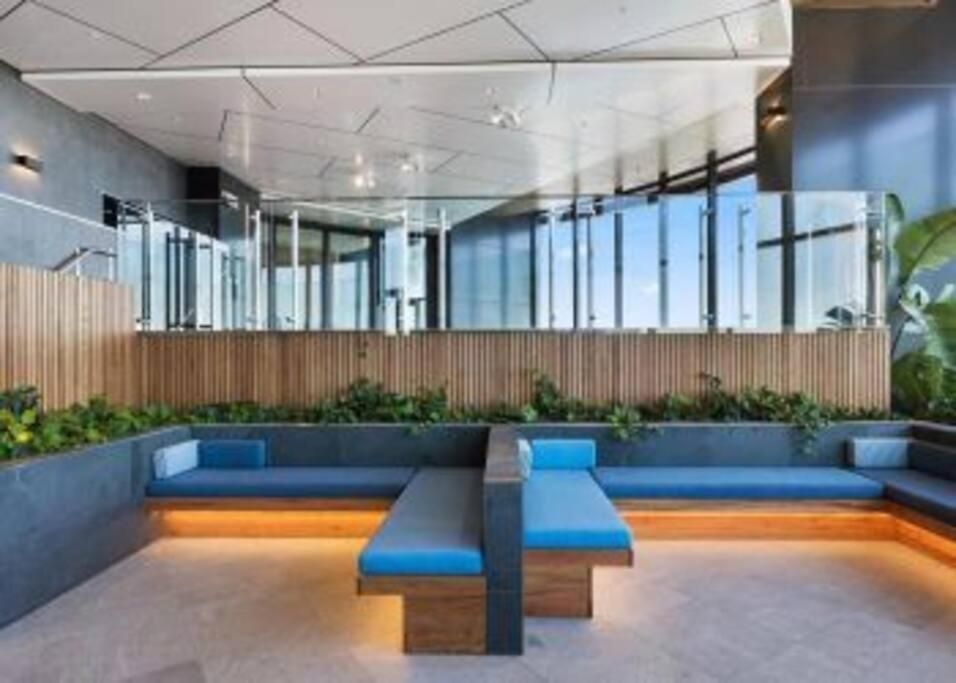 2 Bedroom In The Center Of Cbd Apartment