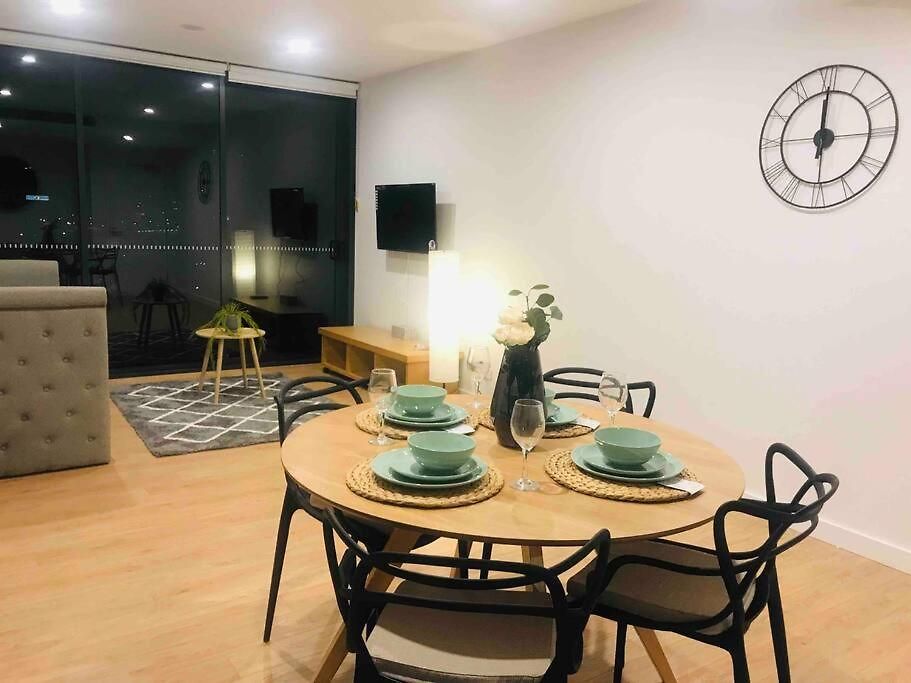 1b Modern Flat In Peel St With Pool And Gym Access C20 Brisbane