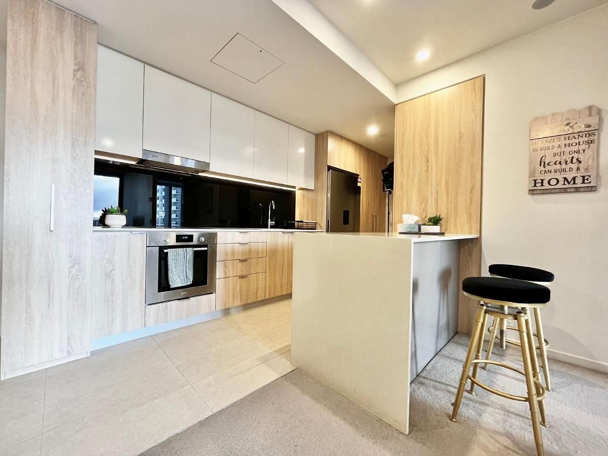 Spire Residences By The Spire Manager Apartment *
