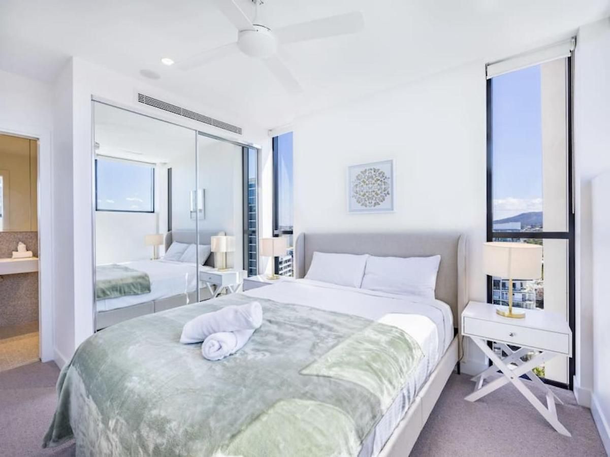 Conveniently Located 2br With Rooftop Pool At Milt * Brisbane