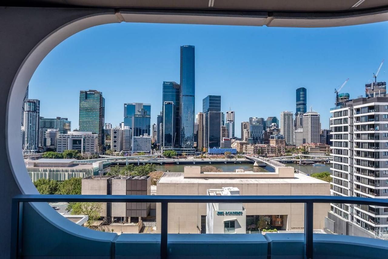 Apartment South View 2 Bedroom With Parking Brisbane