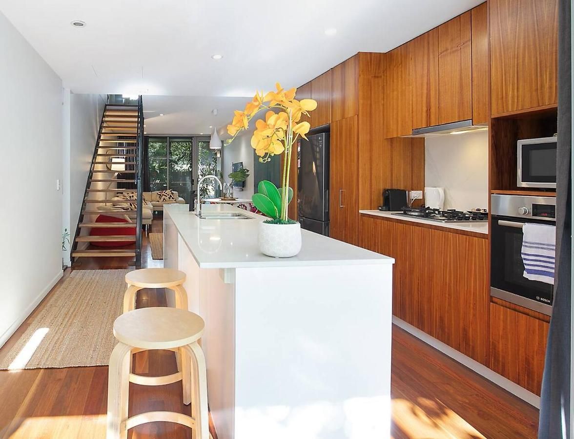 The Sun Catcher - A Trendy South Townhouse