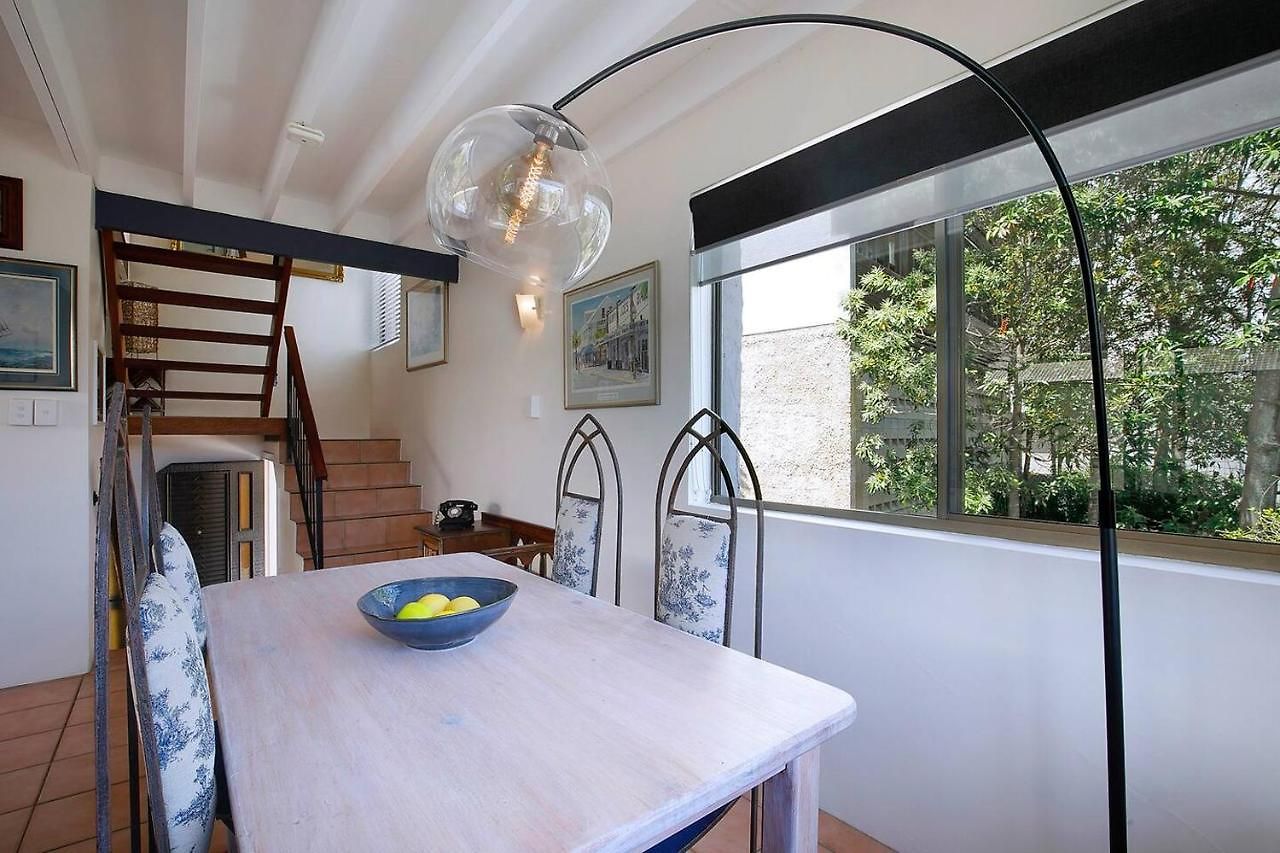 Tropical Dreaming In The Heart Of Indooroopilly Holiday home *