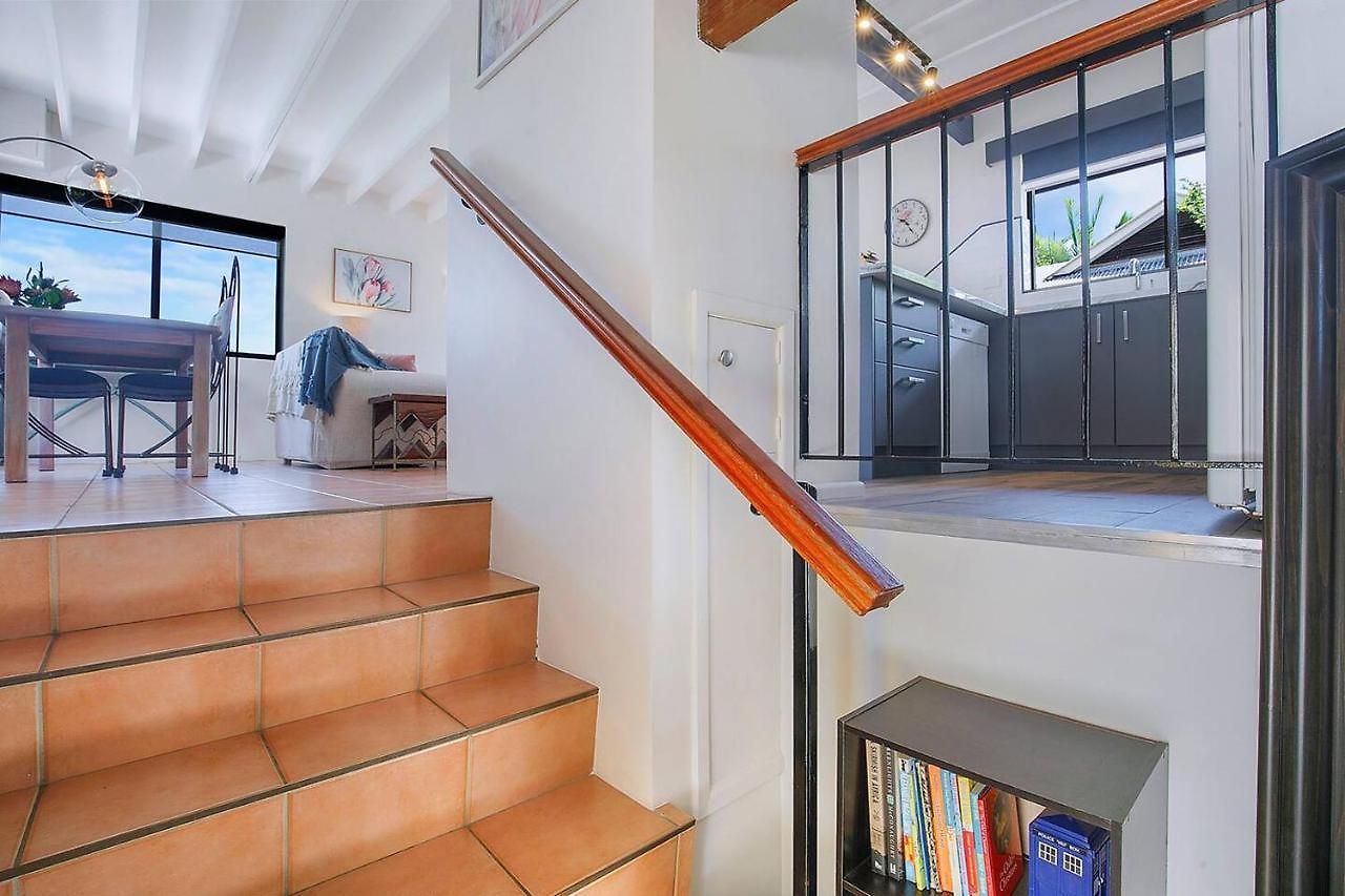 Tropical Dreaming In The Heart Of Indooroopilly Holiday home *