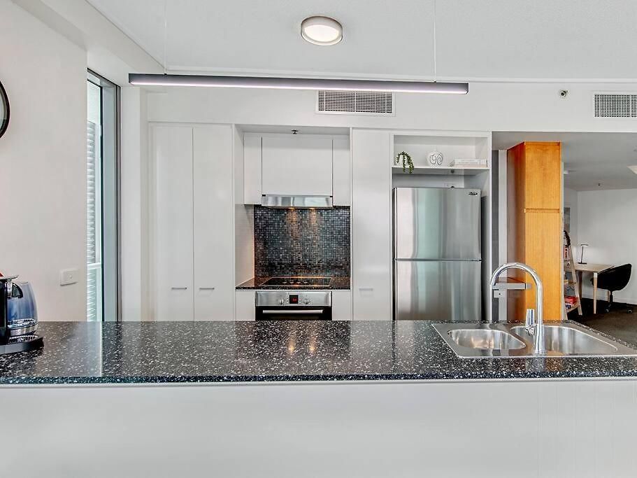Spectacular River View Apartment