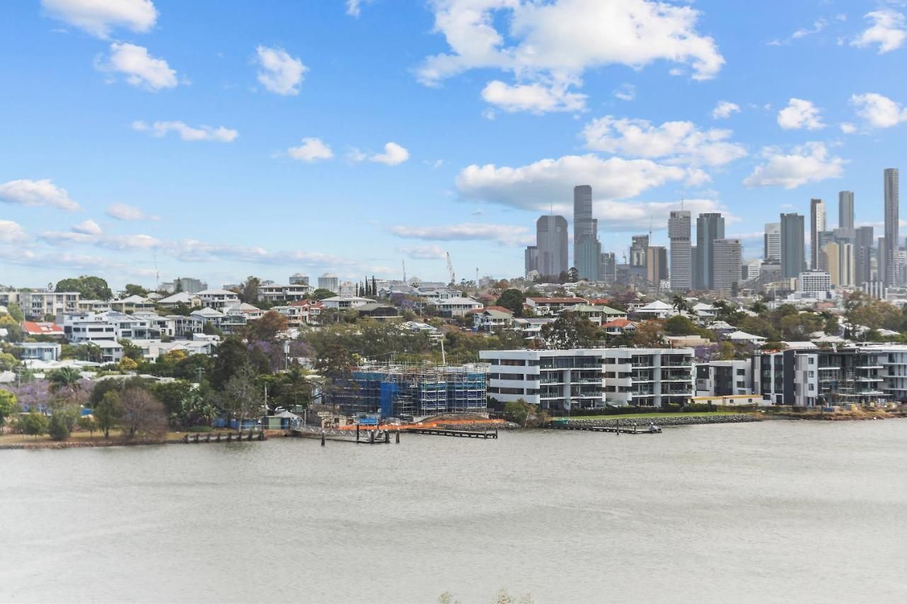 1-bedroom Riverfront With Pool Apartment Brisbane