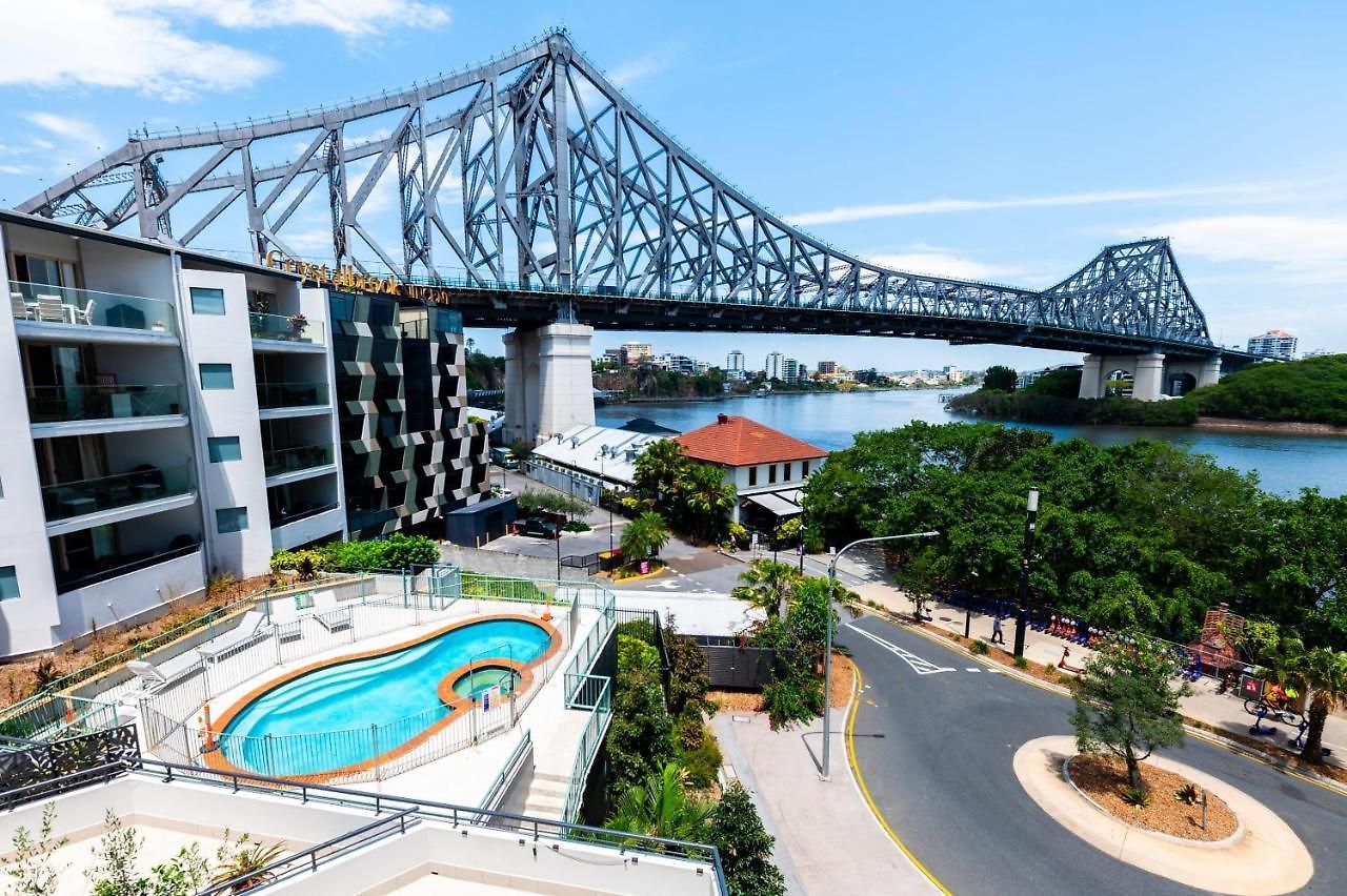 Story Bridge View With Parking And Pool Apartment *