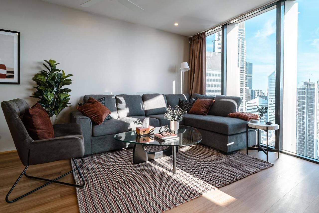 Lux 35th Floor 2br 2bath, Infinity Pool, Gym, Wifi Apartment *