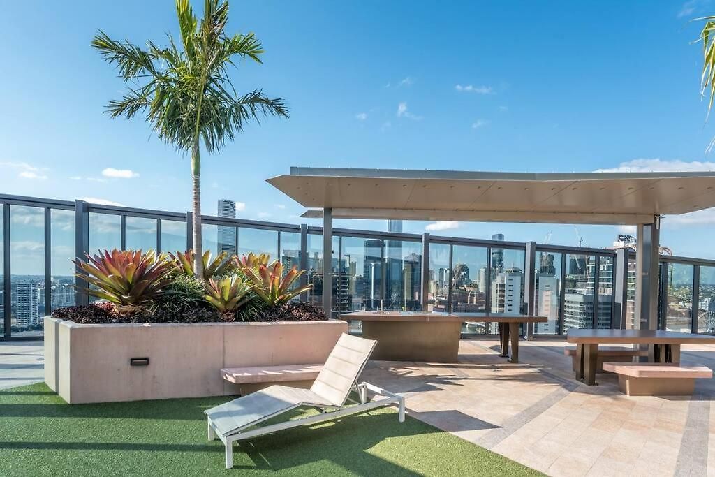 Inner-city 1 Bedroom Parking And Pool * Brisbane