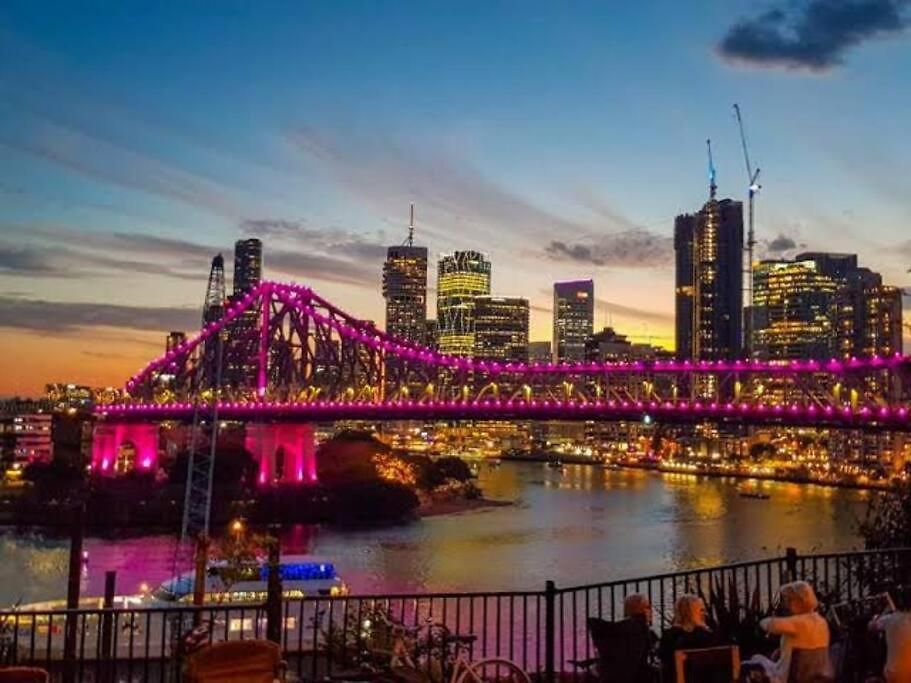Heritage 5br - Minutes Walk To Cbd&south Bank, 3 Parking Brisbane