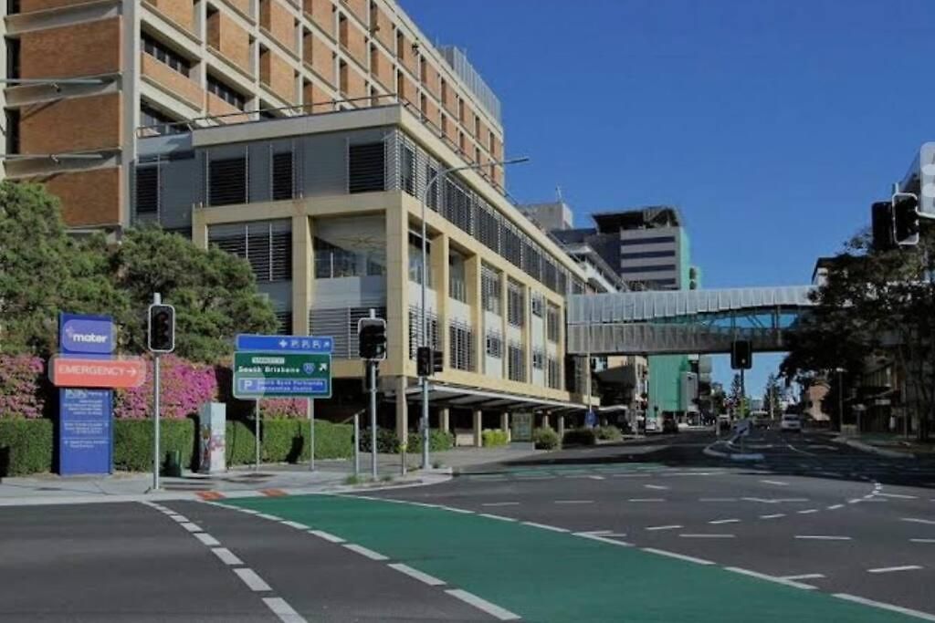 Heritage 5br - Minutes Walk To Cbd&south Bank, 3 Parking Brisbane