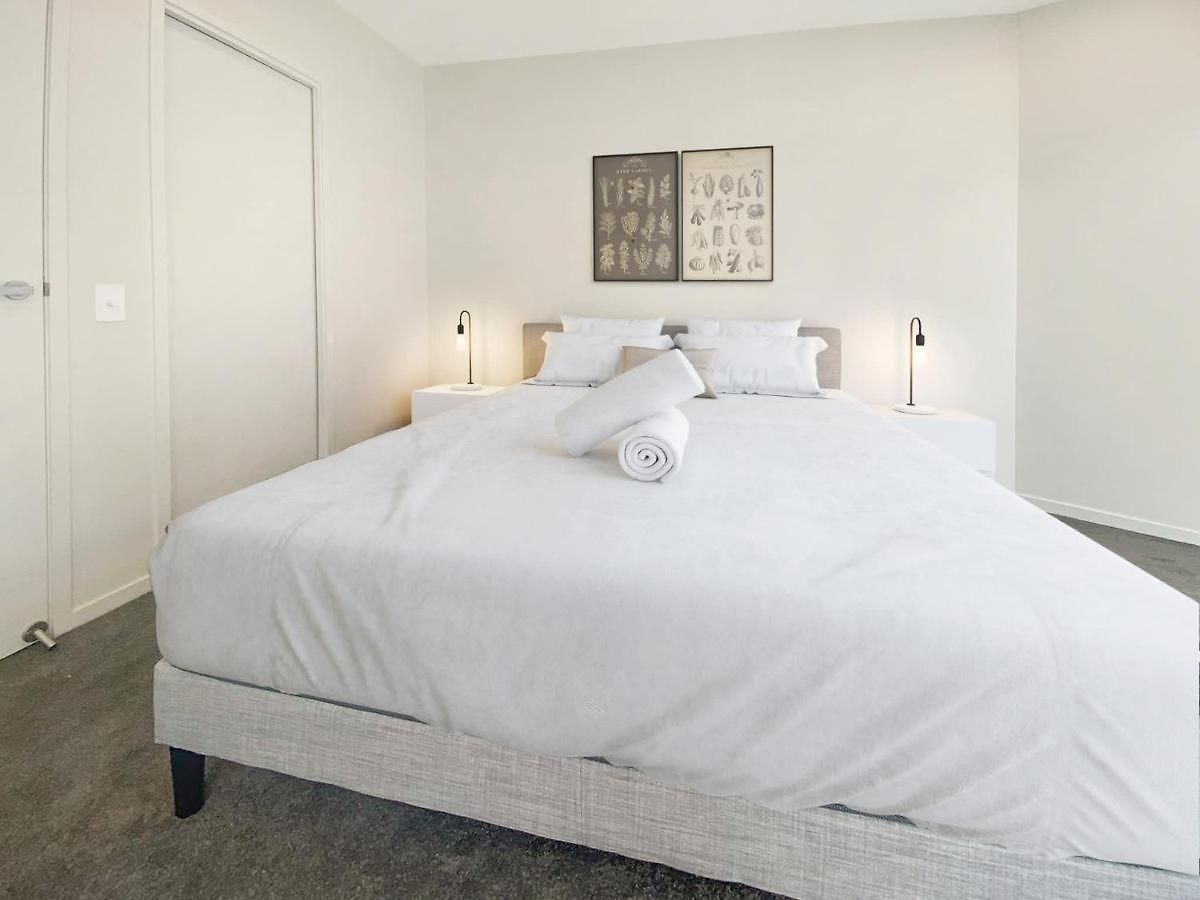 1 Bedroom With Carpark - Cbd Story Bridge Riverside Apartment