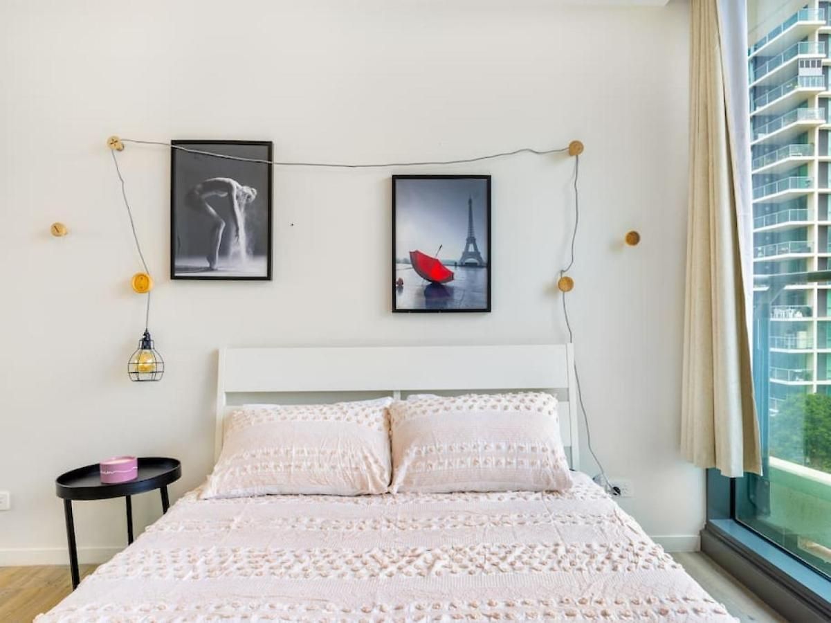 Simply Stunning Riverside 1br At Hamilton Apartment