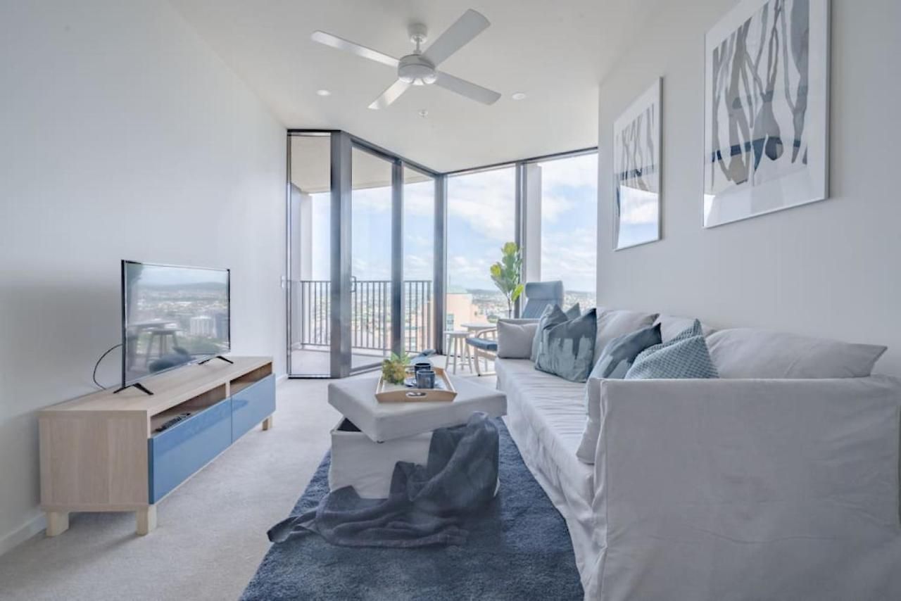 Apartment Stunning 1bd Haven With Panoramic Views *