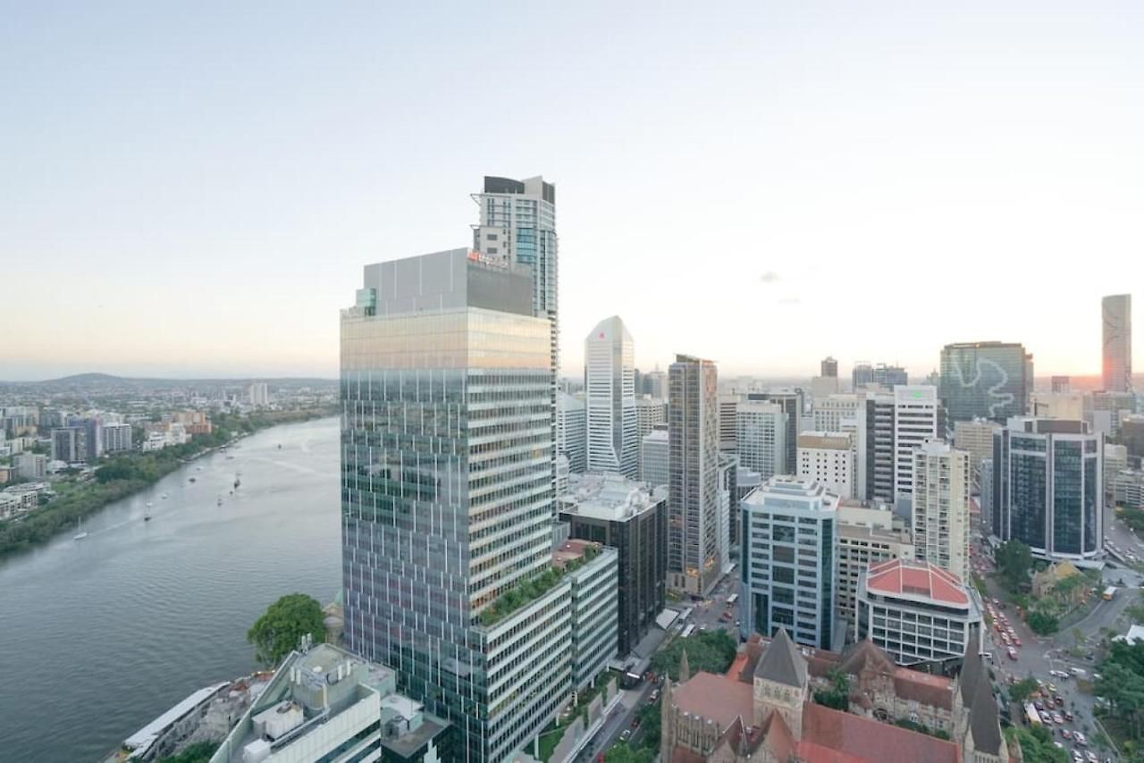 Stunning 1bd Haven With Panoramic Views