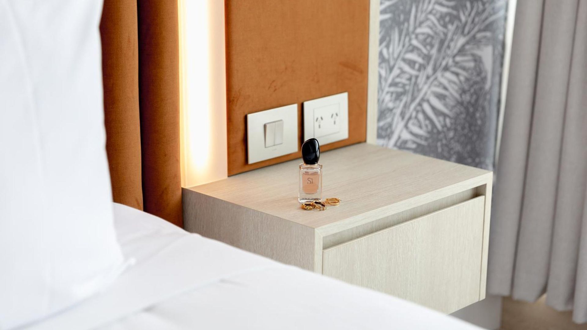 Amora Hotel 5*