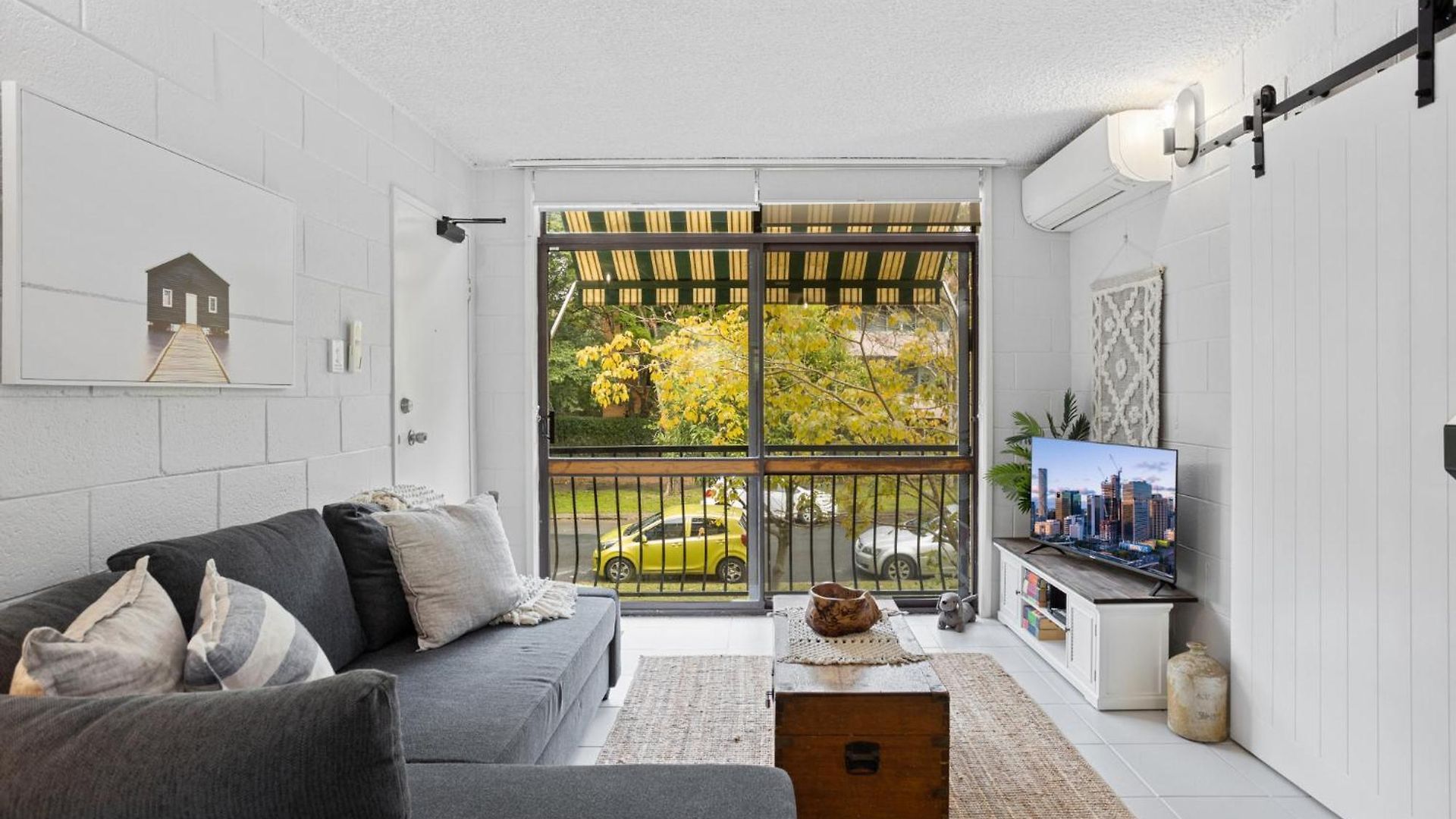 Apartment Inner Living In Quiet Location