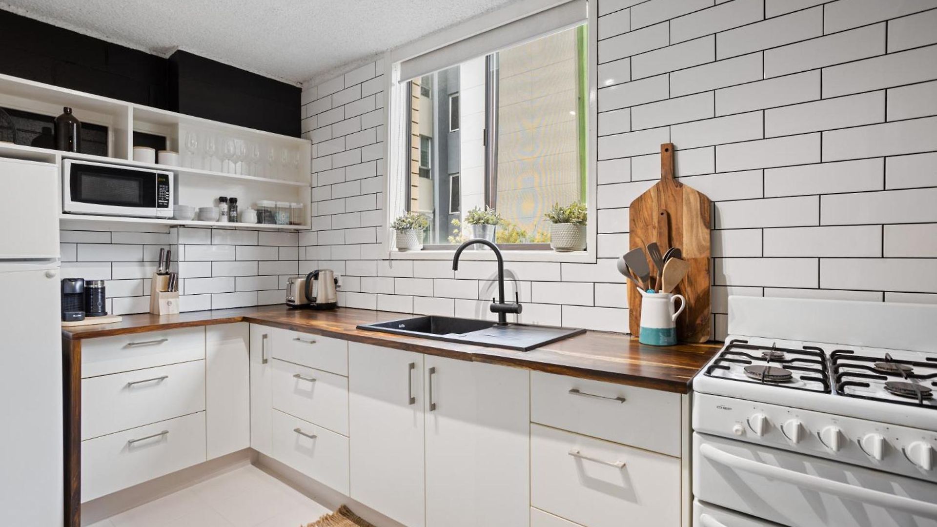 Inner Living In Quiet Location * Brisbane