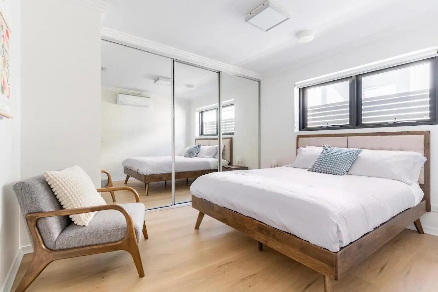 Apartment Cbd Stylish 1bed1bath Modern W Parking M4 Brisbane