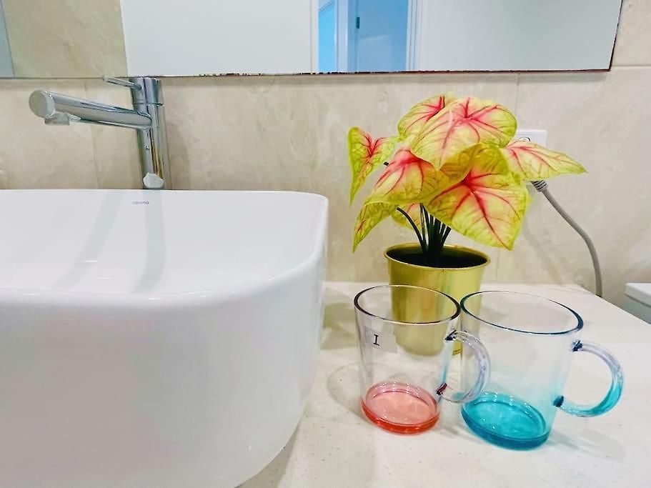 Modern Private 1,2 Close To Qeii & Grifith Uni Guest house Brisbane