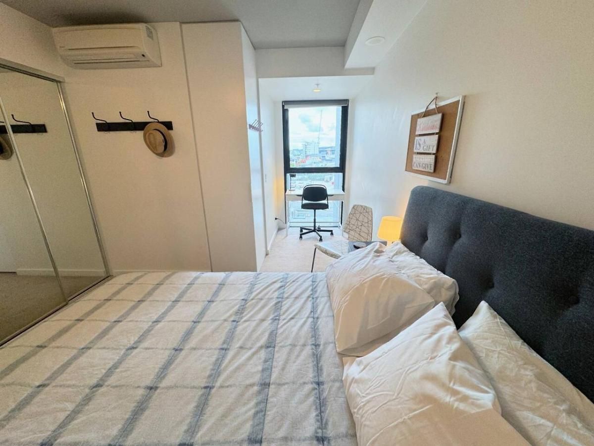 Modern Homely 2br W Parking Bowen Hills Apartment