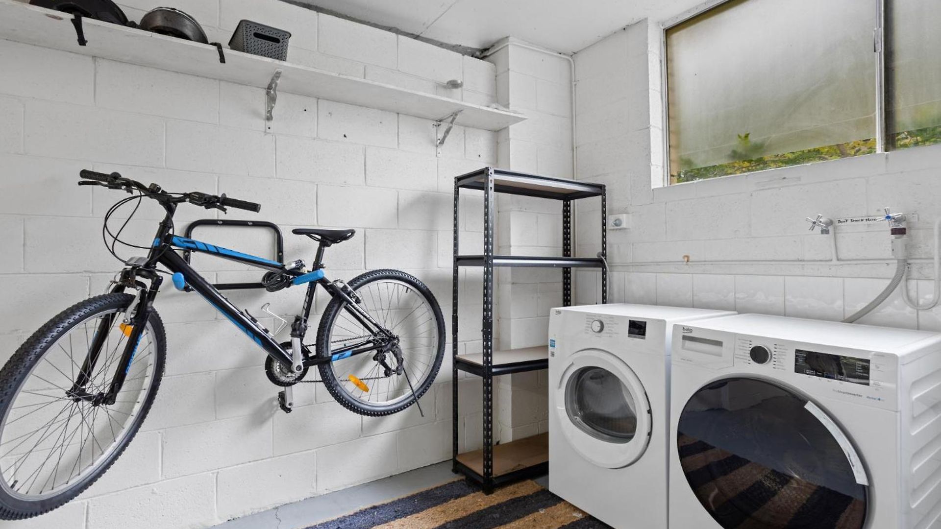 Inner Living In Quiet Location