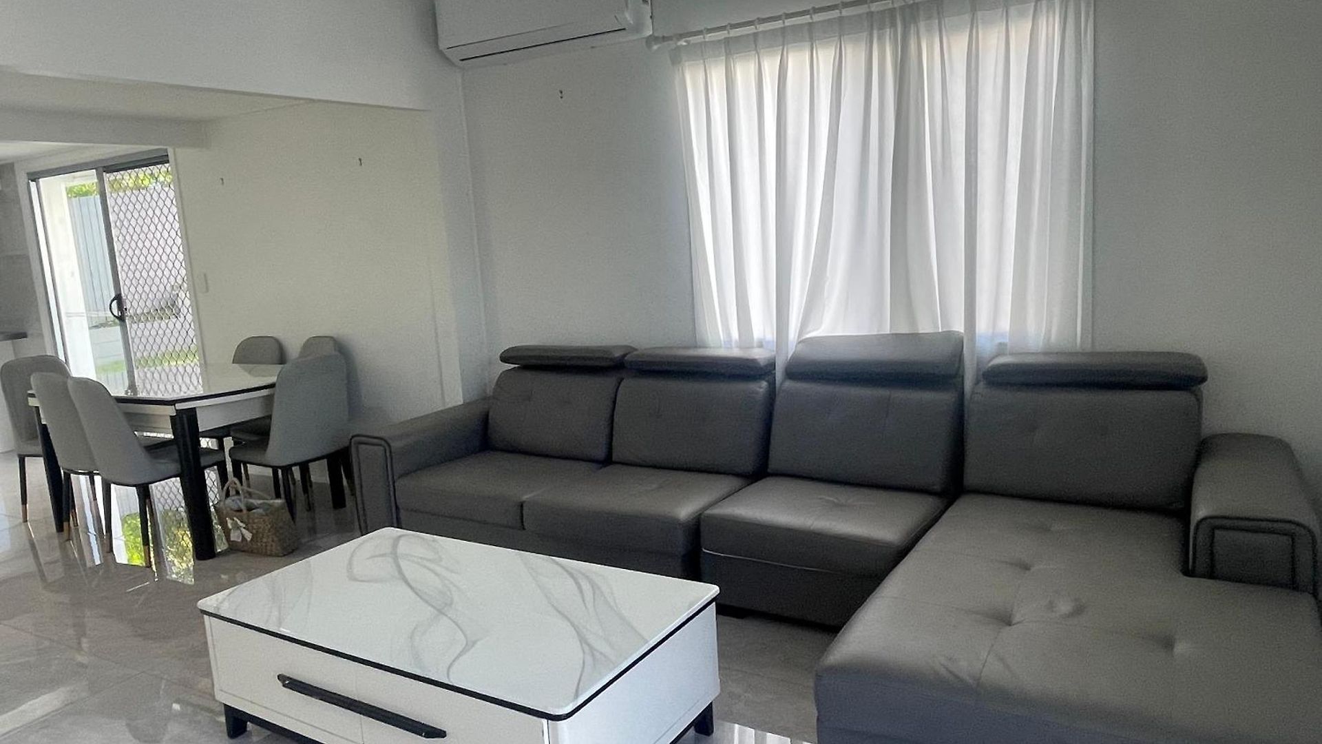 Easy Way Living Ashgrove * Brisbane
