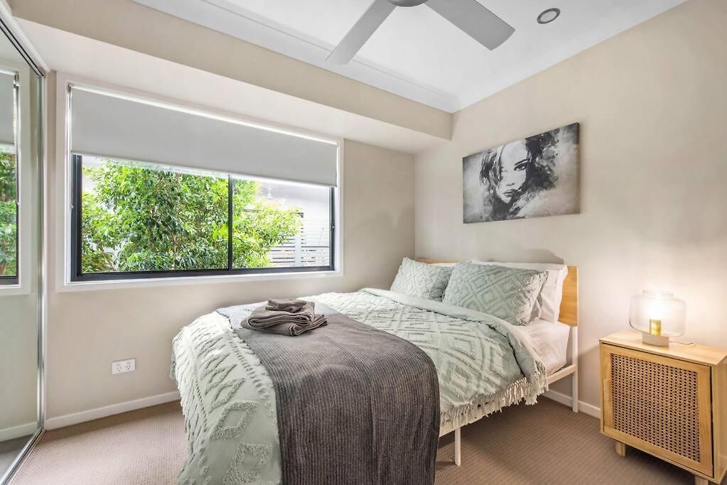Spacious + Convenient! 3bed/2.5bath/1car~townhouse Brisbane