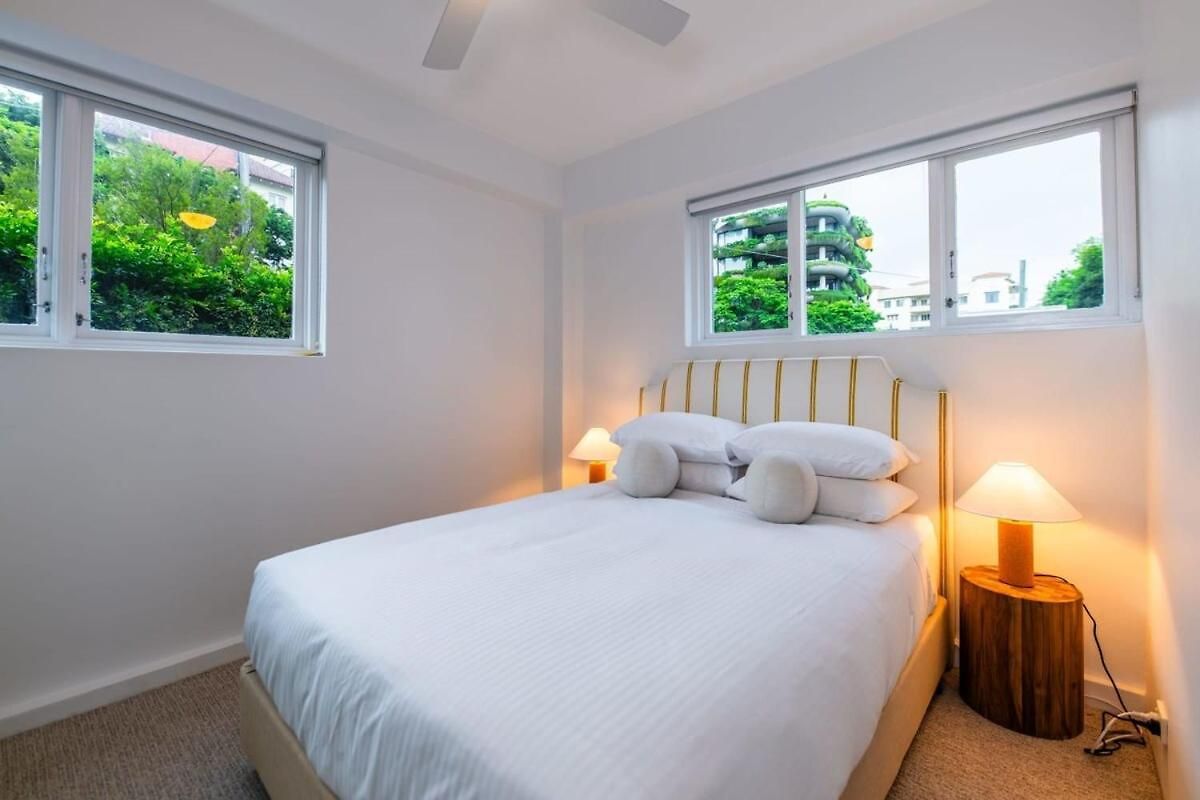 Riverside With & Story Bridge View Apartment