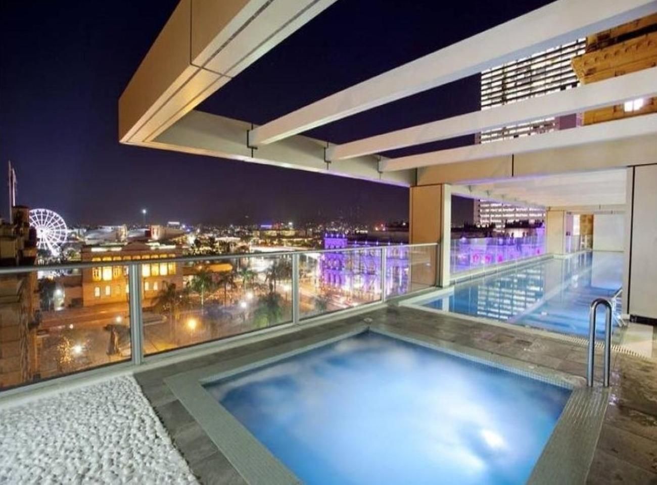 Luxury Oasis Apartment