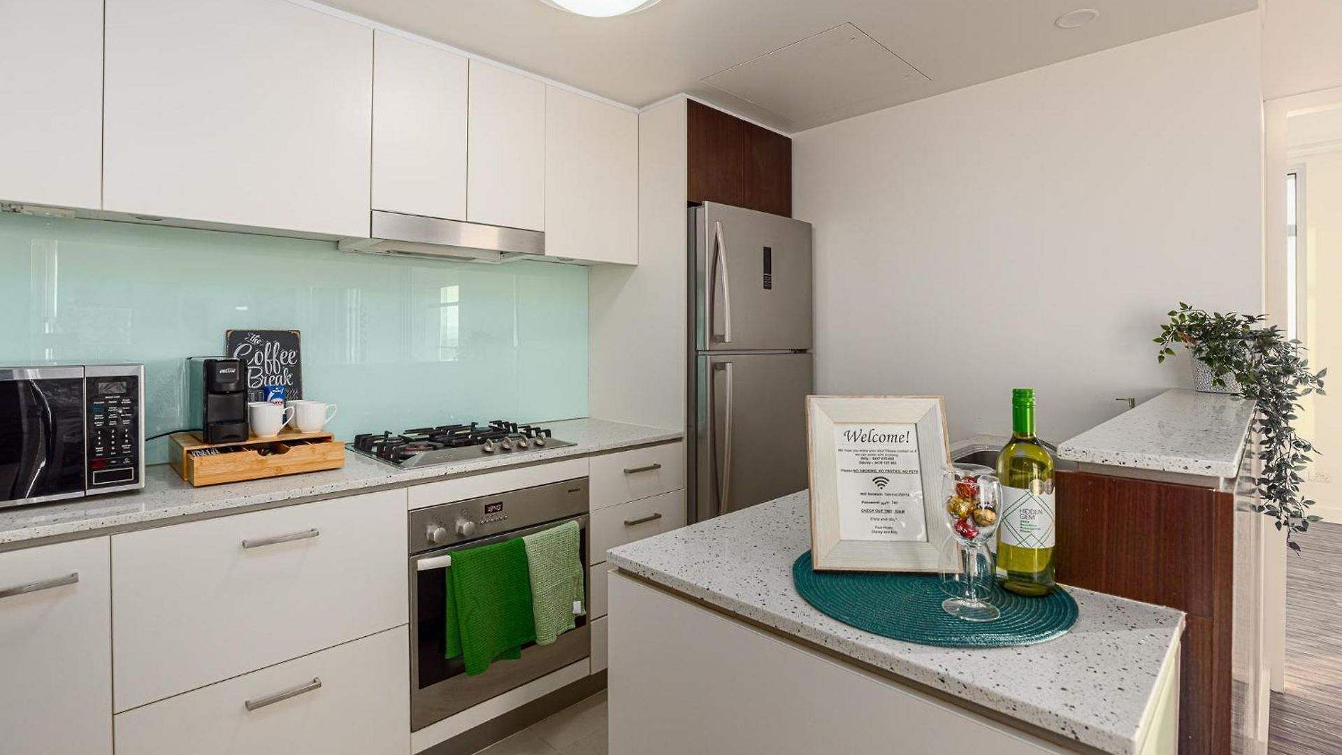 Luxury Oasis Apartment