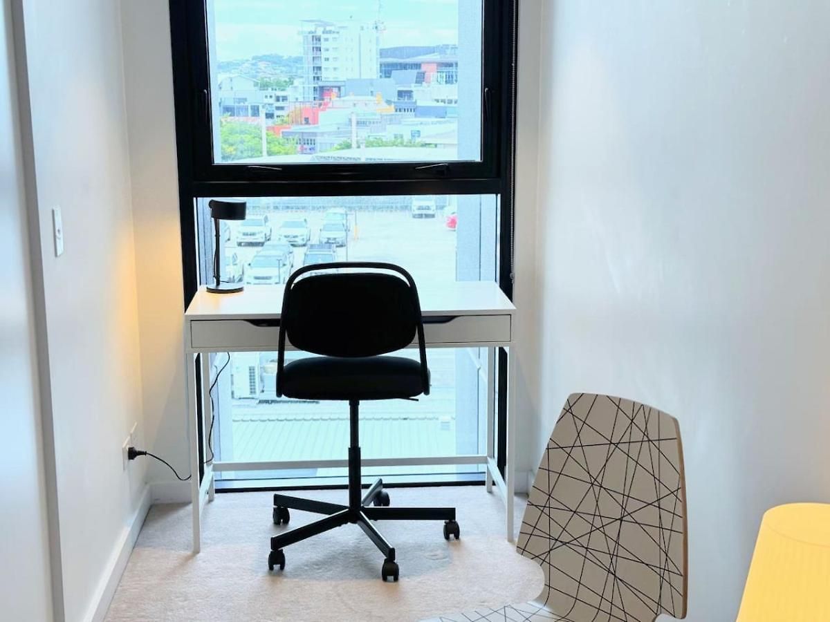 Apartment Modern Homely 2br W Parking Bowen Hills *