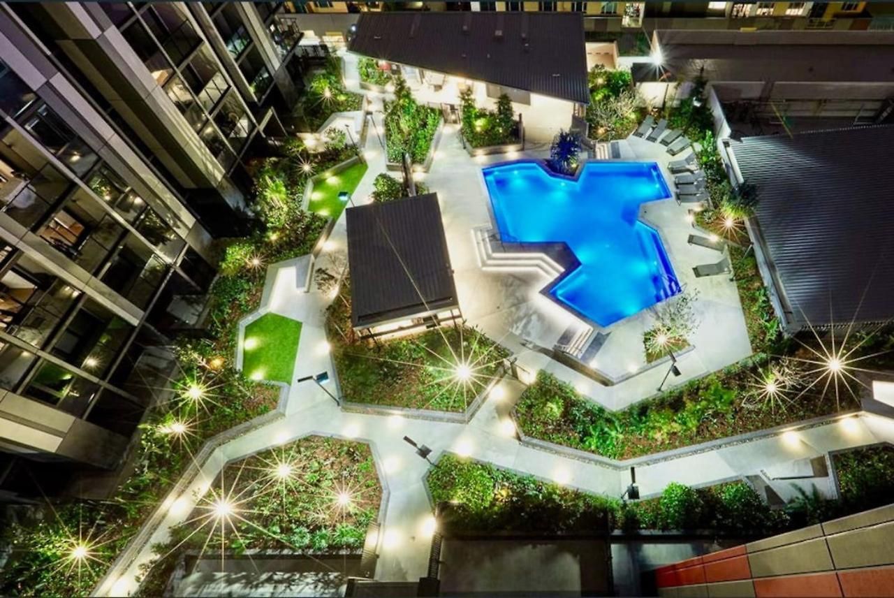 Modern Homely 2br W Parking Bowen Hills Apartment