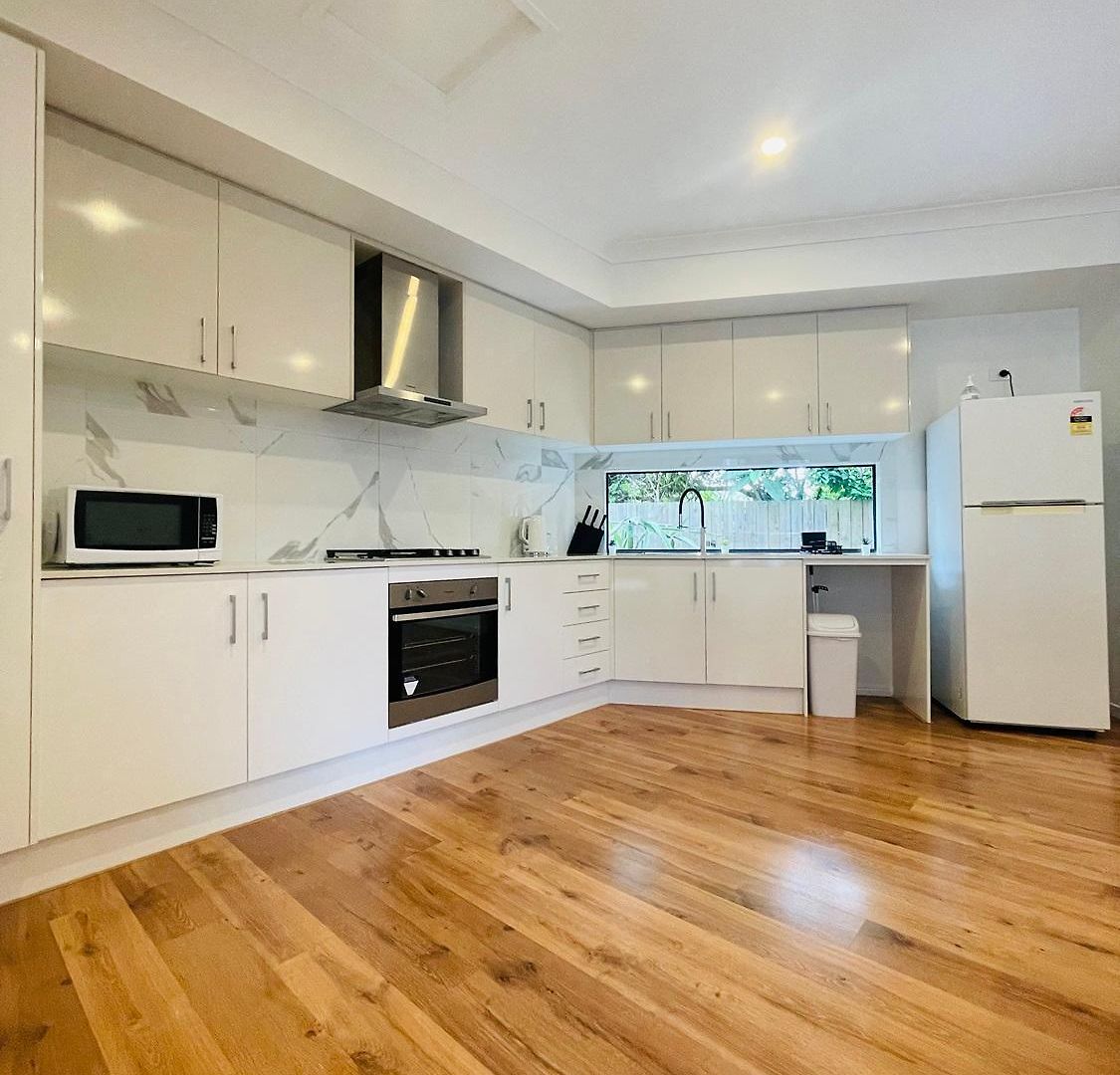 Modern Private 1,2 Close To Qeii & Grifith Uni